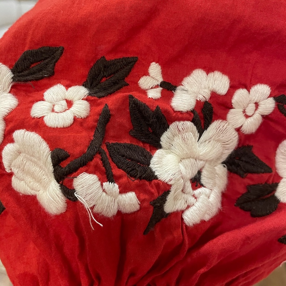 Anthropologie red floral puff sleeve blouse - Picture 13 of 13